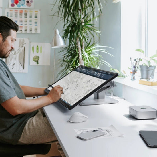 Monitor táctil Clarity Fold Touch 27" 4K UHD con carga USB-C de 65 W, webcam y soporte plegable