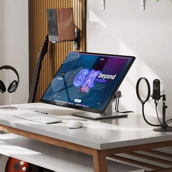 Monitor UHD Clarity 6K Touch de 32" con alimentación USB-C y pantalla táctil