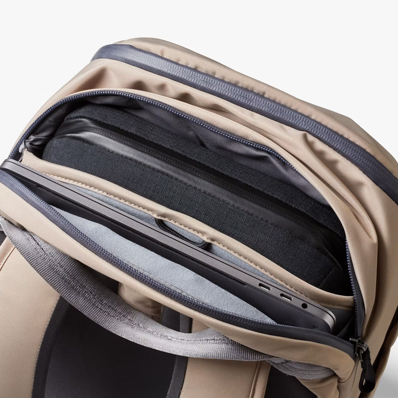 Mochila Transit Workpack 20L Stone