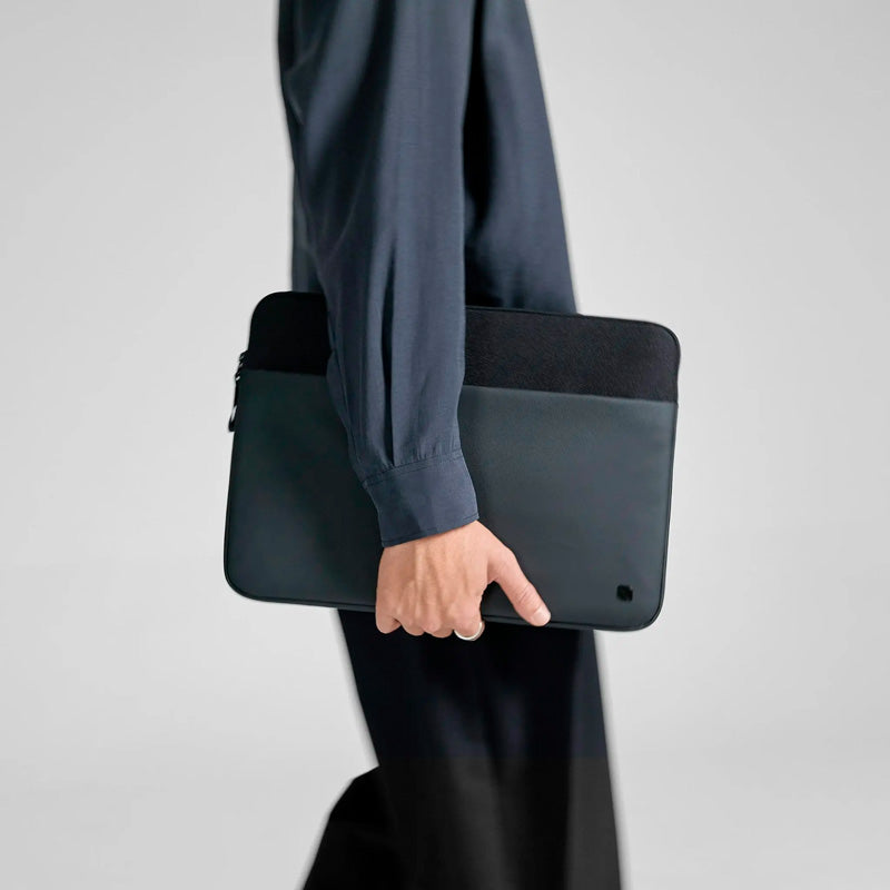 Funda A.R.C MacBook Pro 14" Negra