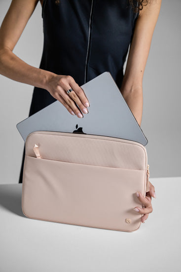 Funda A.R.C MacBook Pro 14" Peach