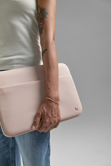 Funda A.R.C MacBook Pro 14" Peach