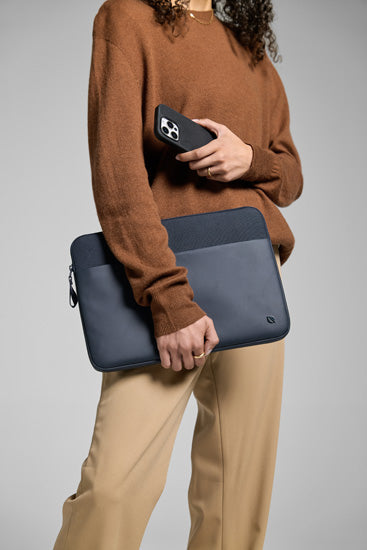 Funda A.R.C MacBook Pro 16" Azul marino