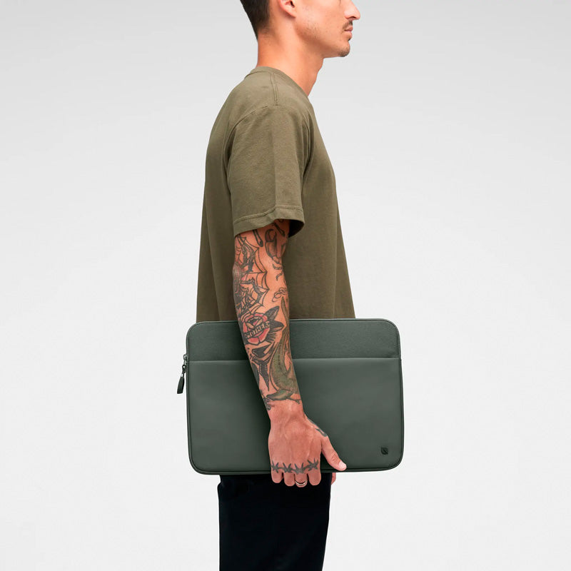 Funda A.R.C MacBook Pro 16" Smoked Ivy