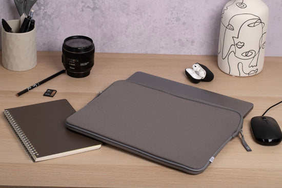 Funda MacBook Pro/Air 13 Basics ²Life Gris/Blanco