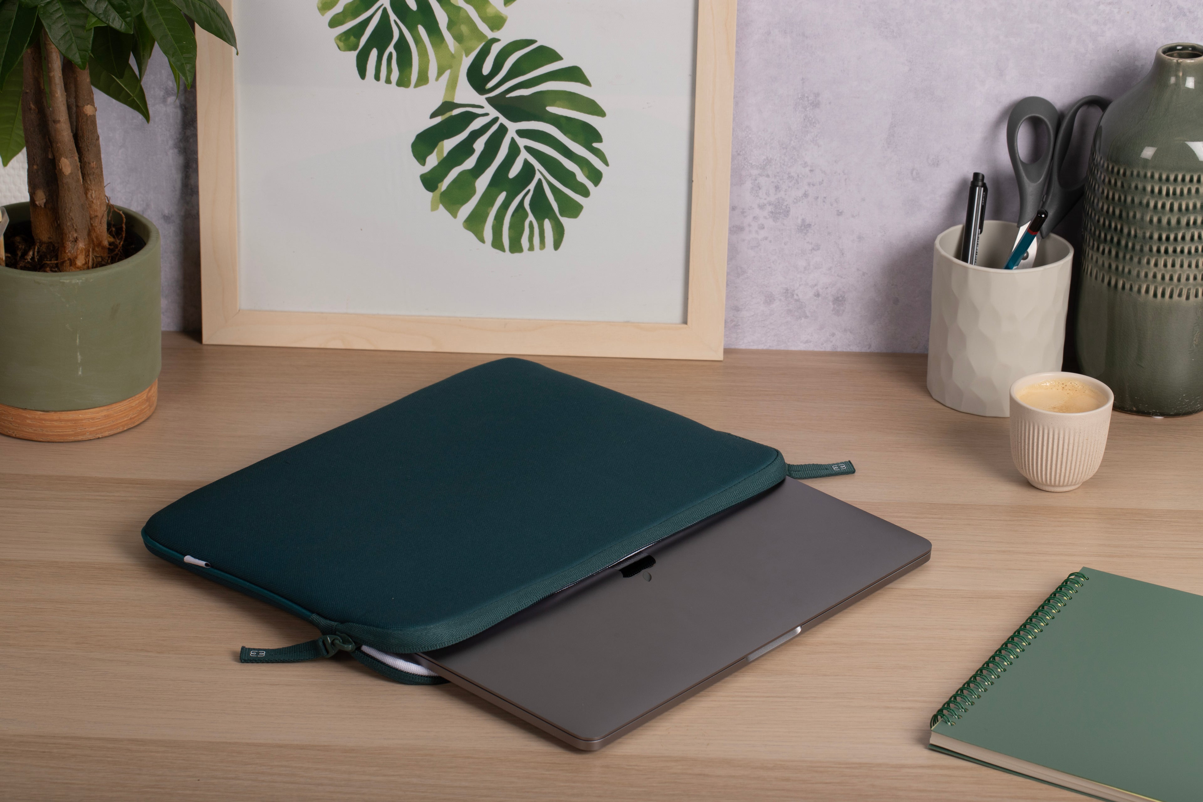 Funda MacBook Pro/Air 13 Basics ²Life Verde/Blanco