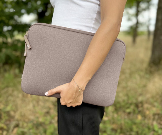 Funda MacBook Pro 14 Shade ²Life Marrón