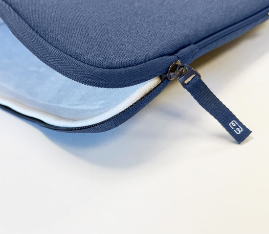 Funda MacBook Pro 14 Shade ²Life Azul