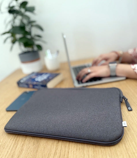 Funda MacBook Pro 16 Shade² Life Antracita