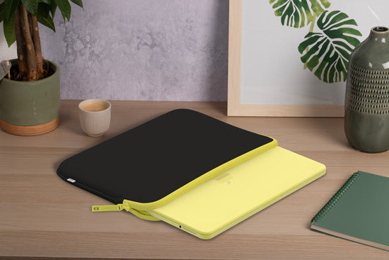 Funda MacBook NEO Basics²Life Perfect Fit Black / Lemon