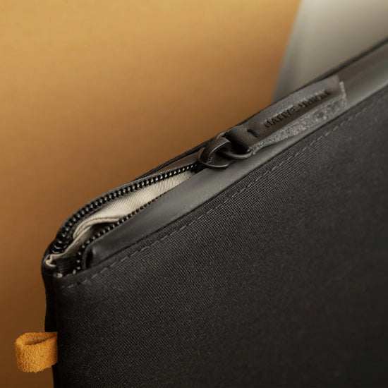 W.F.A Stow Lite MacBook Pro 14" Negro