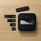 CubeDock™ Thunderbolt 5 con carcasa SSD Plata