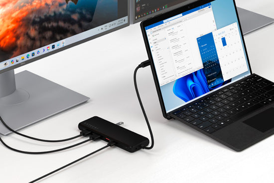 Adaptador multipuerto USB-C 13 en 1 con triple pantalla Negro