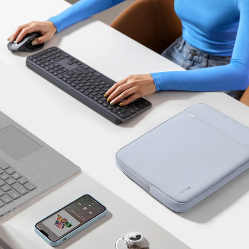 Funda Defender-A13 para MacBook Pro 16" Azul Claro