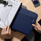 Funda Light-A18 para MacBook Air y Pro 13" (M5/M4/M3) Azul Marino