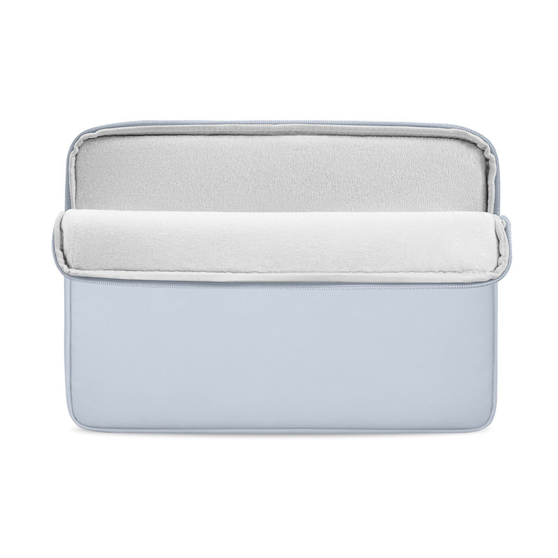 Funda Light-A18 para MacBook Air y Pro 13" (M5/M4/M3) Light Blue