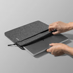 Funda Light-A18 para MacBook Air y Pro 13" (M5/M4/M3) Gris Oscuro