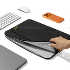 Funda Light-A18 para MacBook Neo 13" Negro