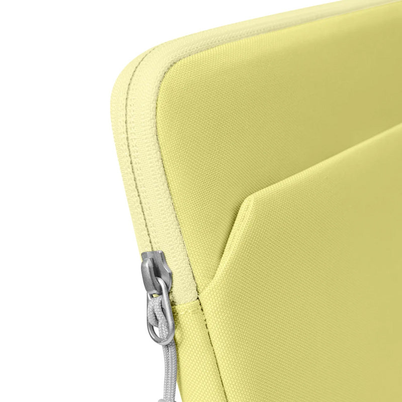 Funda Light-A18 para MacBook Neo 13" Citrus
