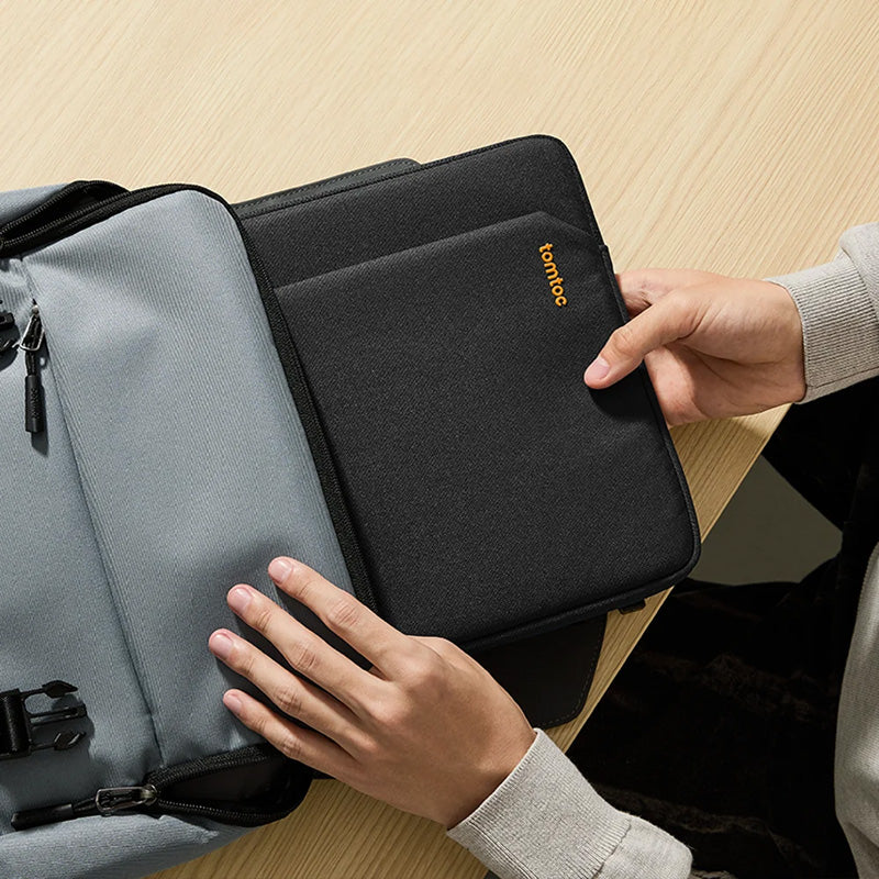 Funda para tableta Light-B18 iPad (A16) y Air/Pro 11" Negro