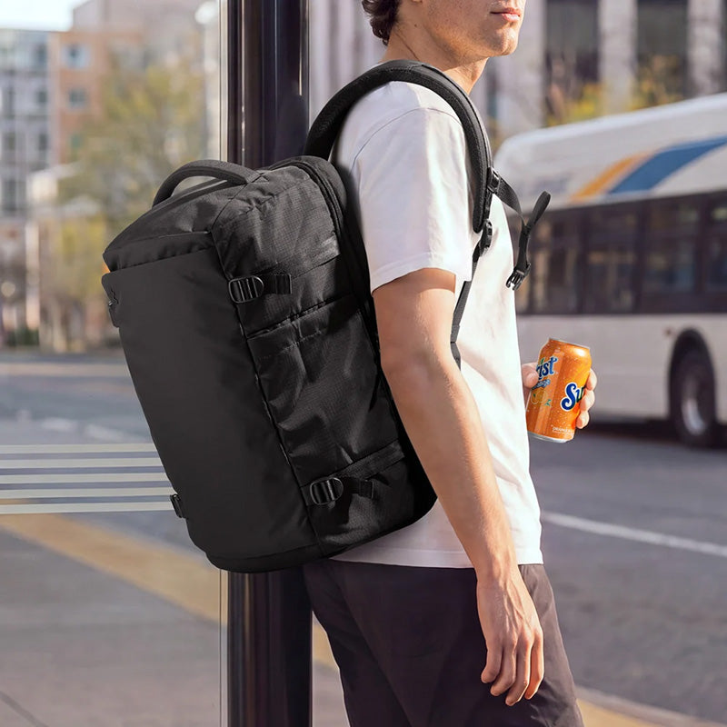 Mochila de viaje Navigator-T66 Liteway 40L Negra
