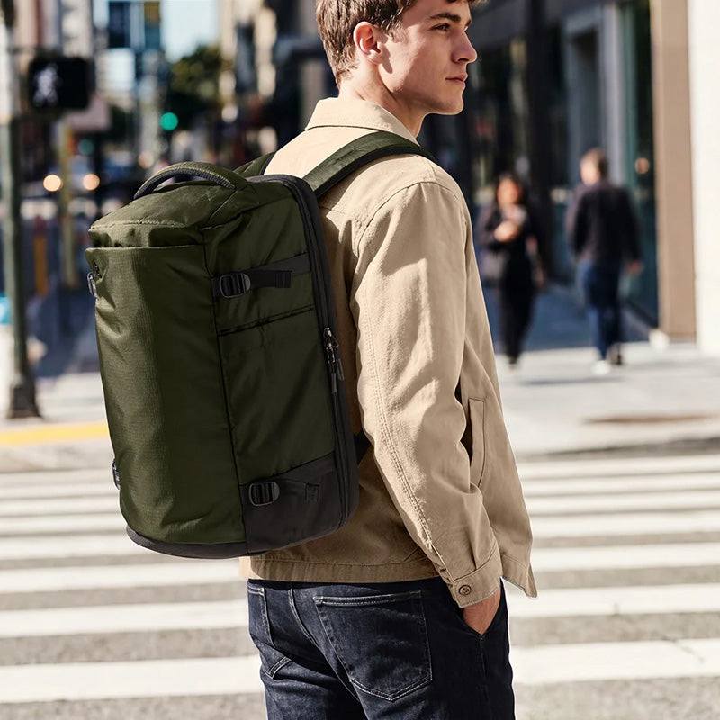 Mochila de viaje para portátil Navigator-T66 Liteway 40L Verde