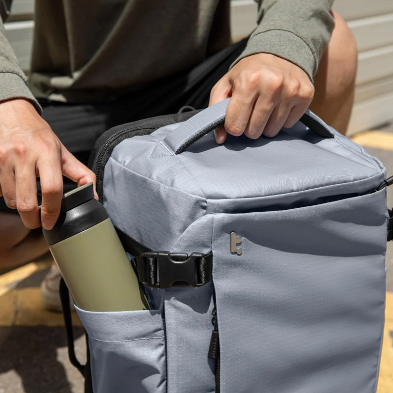 Mochila de viaje Navigator-T66 Liteway 20L Gris