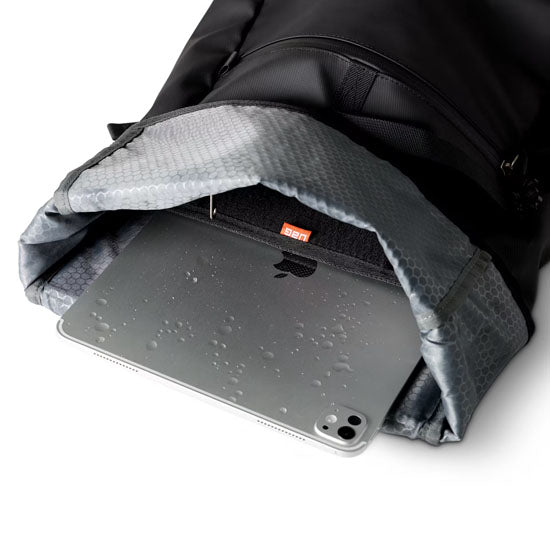 Mochila enrollable de 18 L - DRYOUT® Active Moisture-Removal Technology™