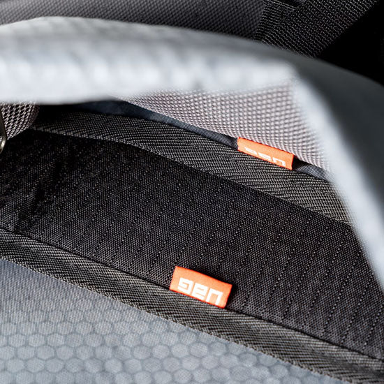 Mochila enrollable de 18 L - DRYOUT® Active Moisture-Removal Technology™