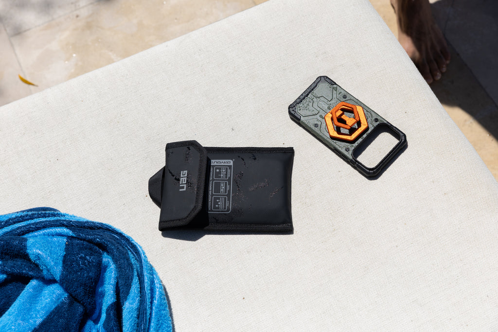 Funda de recuperación para teléfono - DRYOUT® Active Moisture-Removal Technology™