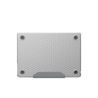 Funda Essential Armor MacBook Air 13" (M2/M3/M4/M5) Clear