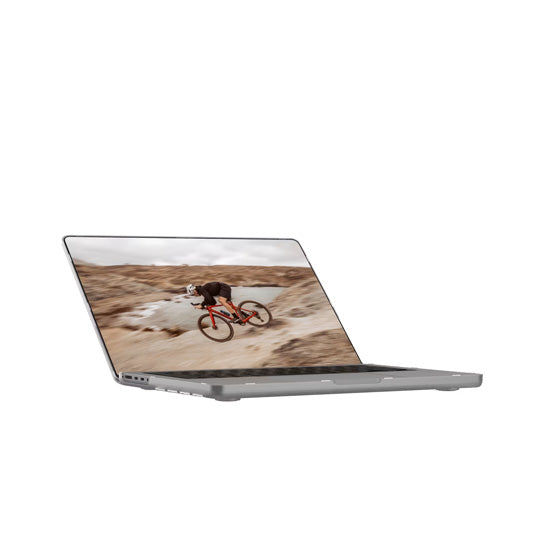Funda Essential Armor MacBook Pro 14" (M1/M2/M3/M4/M5) Transparente