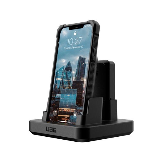 Workflow Case Charge Cradle Black - UAG